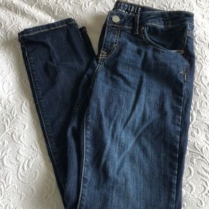 Aeropostale 8 short skinny dark wash jeans